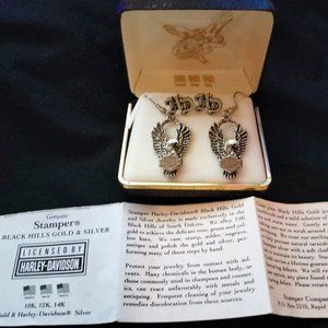 Harley-Davidson licensed earrings (2 pair)